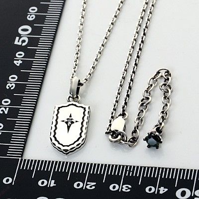 シルバーネックレス