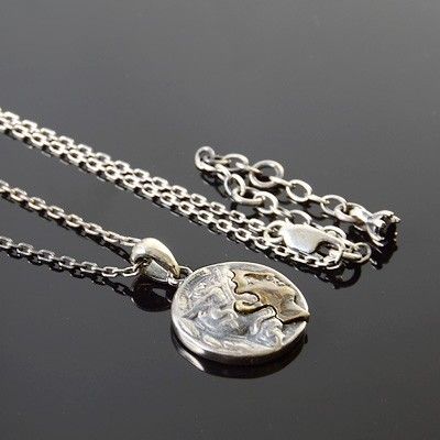 シルバーネックレス