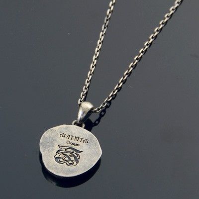 シルバーネックレス