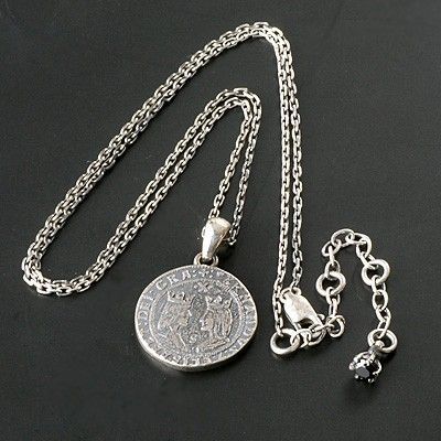 シルバーネックレス