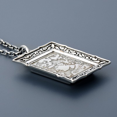 シルバーネックレス