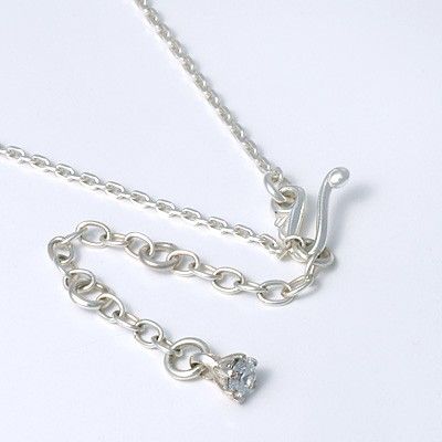 シルバーネックレス