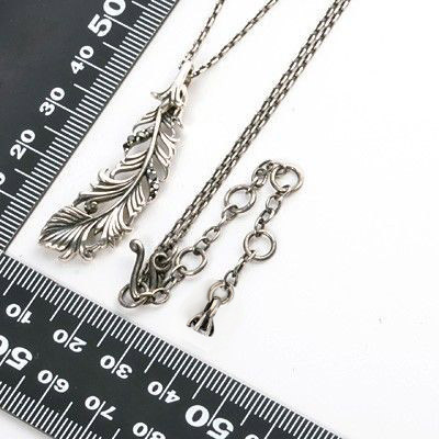 シルバーネックレス