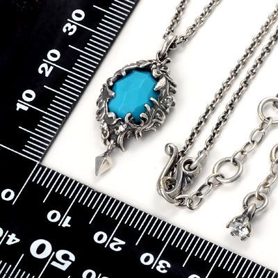 シルバーネックレス