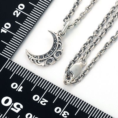 シルバーネックレス