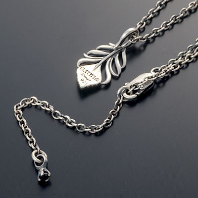 シルバーネックレス