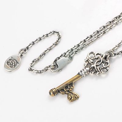 シルバーネックレス