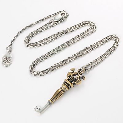 シルバーネックレス