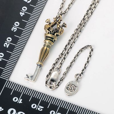 シルバーネックレス