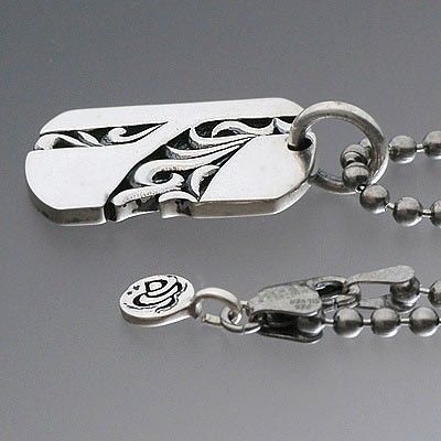 シルバーネックレス