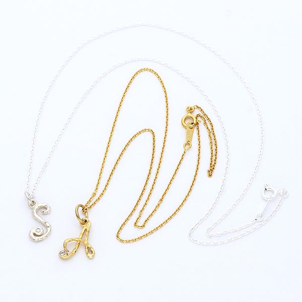 シルバーペアネックレス