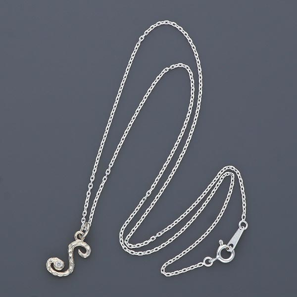 シルバーネックレス