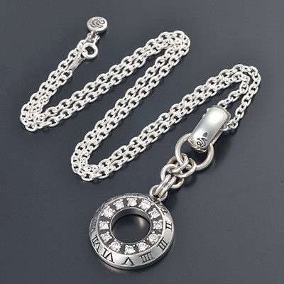シルバーネックレス