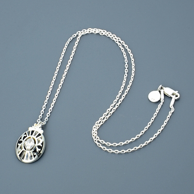 シルバーネックレス