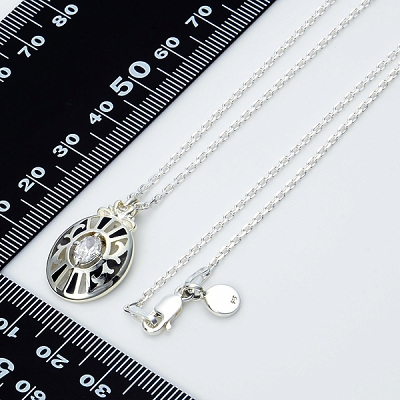 シルバーネックレス