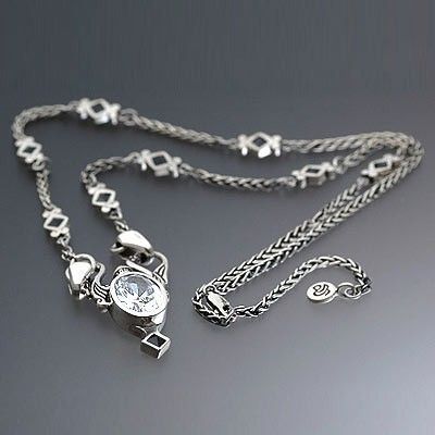 シルバーネックレス