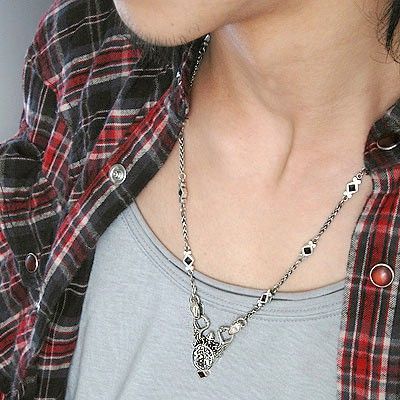 シルバーネックレス