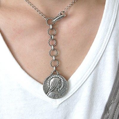 シルバーネックレス