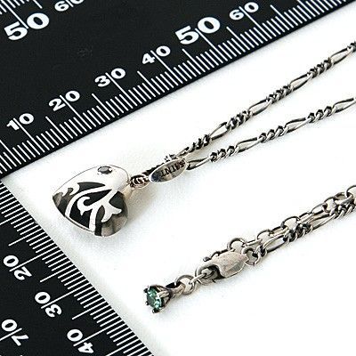 シルバーネックレス