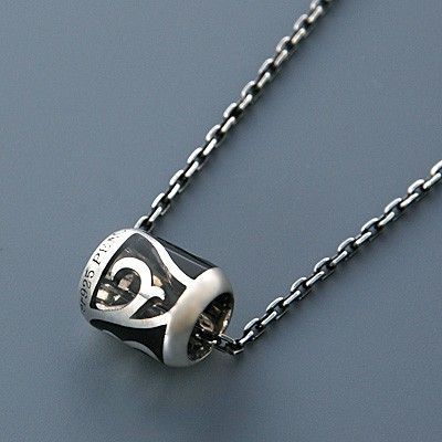 シルバーネックレス