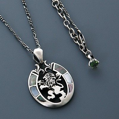 シルバーネックレス