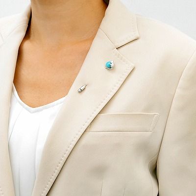 シルバーブローチ