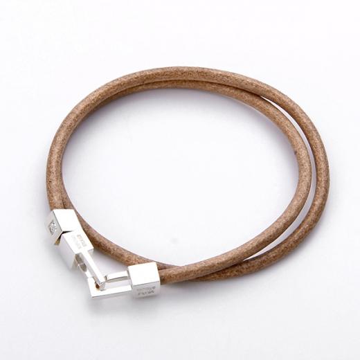 レザーブレスレット