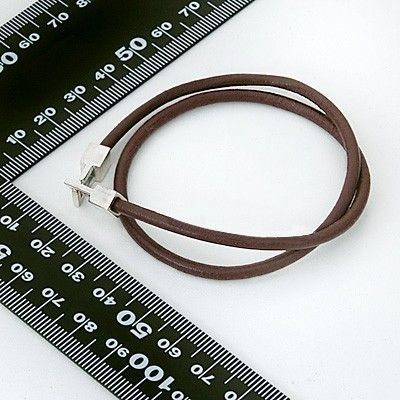 レザーブレスレット