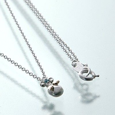 シルバーネックレス