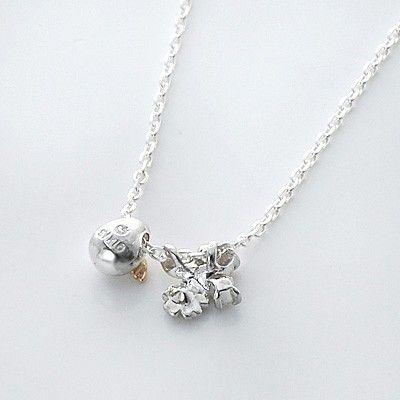 シルバーネックレス