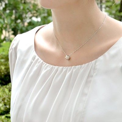 シルバーネックレス