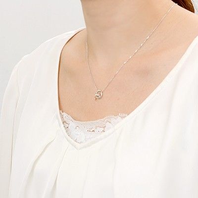 シルバーネックレス