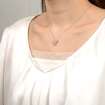 シルバーネックレス