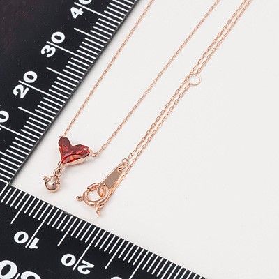 ピンクゴールドネックレス