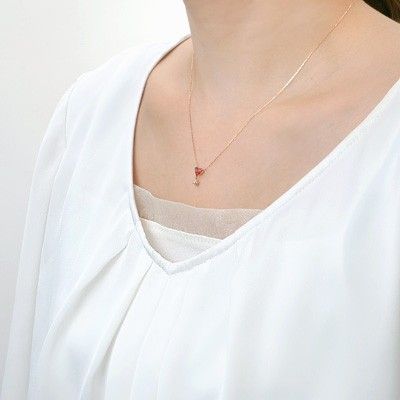 ピンクゴールドネックレス