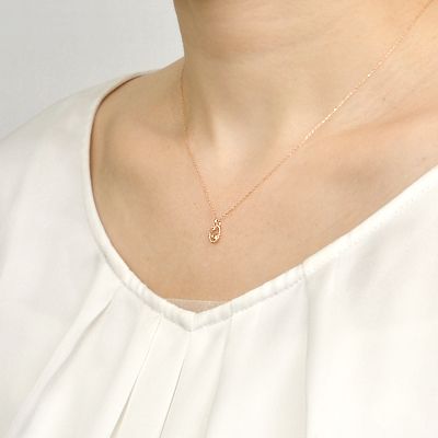 ピンクゴールドネックレス