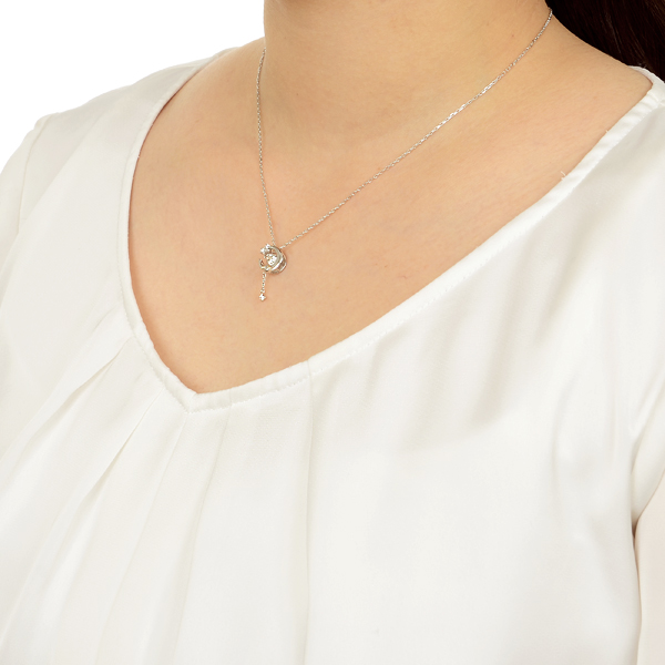 シルバーネックレス