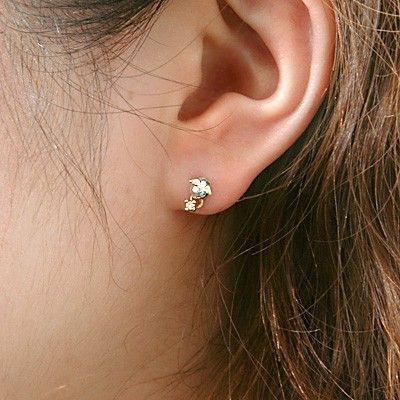 シルバースタッドピアス