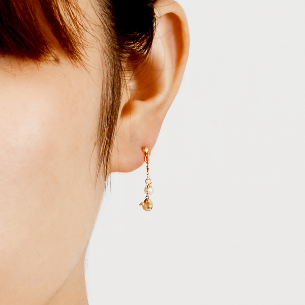 ピンクゴールドピアス