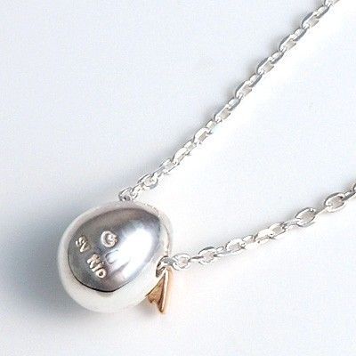 シルバーネックレス