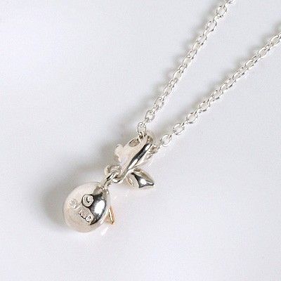 シルバーネックレス