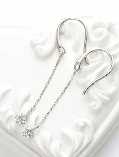 プラチナピアス