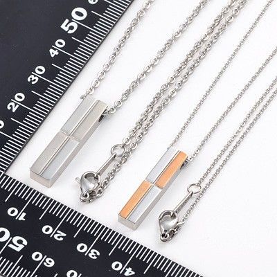 ステンレスペアネックレス