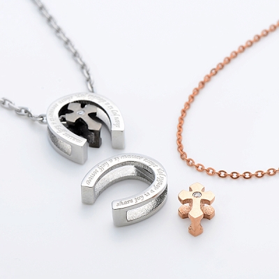 ステンレスペアネックレス