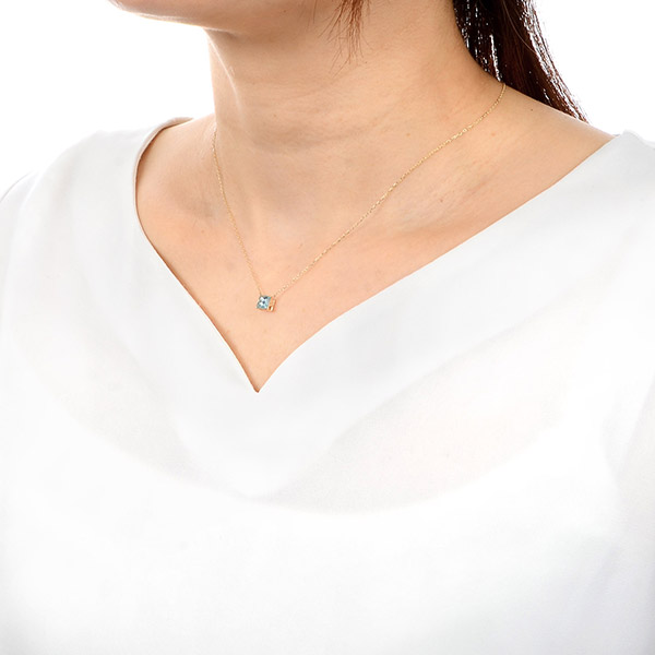 イエローゴールドネックレス