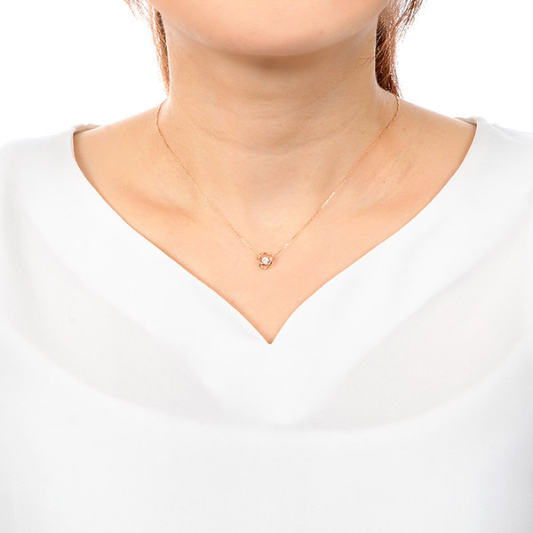 ピンクゴールドネックレス