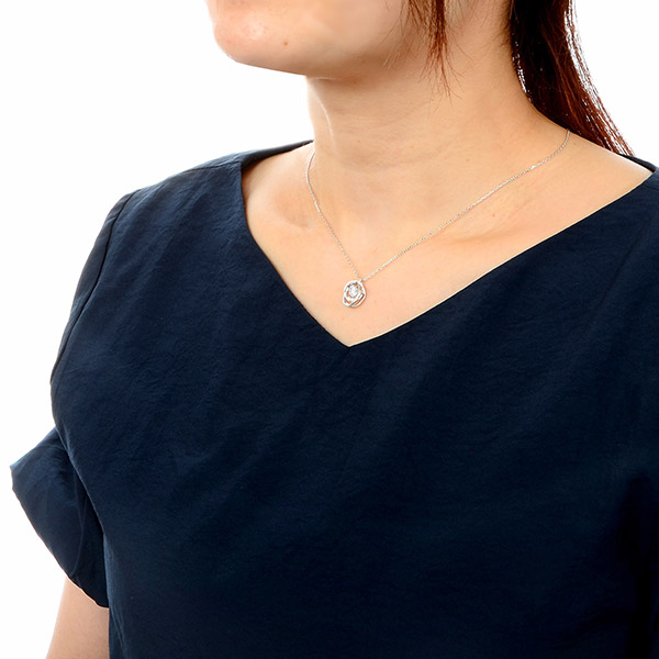 シルバーネックレス