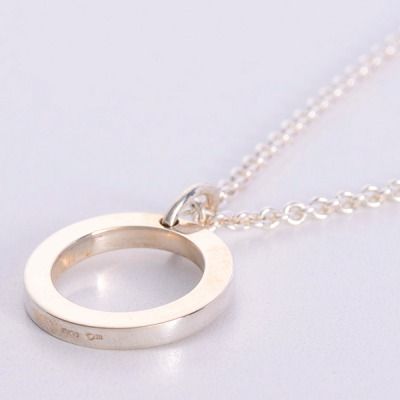シルバーネックレス