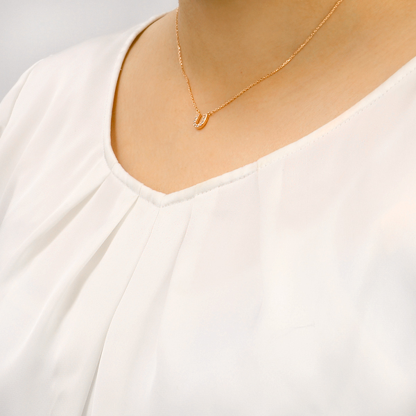 シルバーネックレス