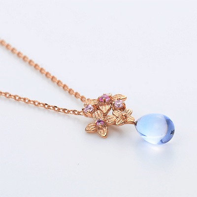 シルバーネックレス